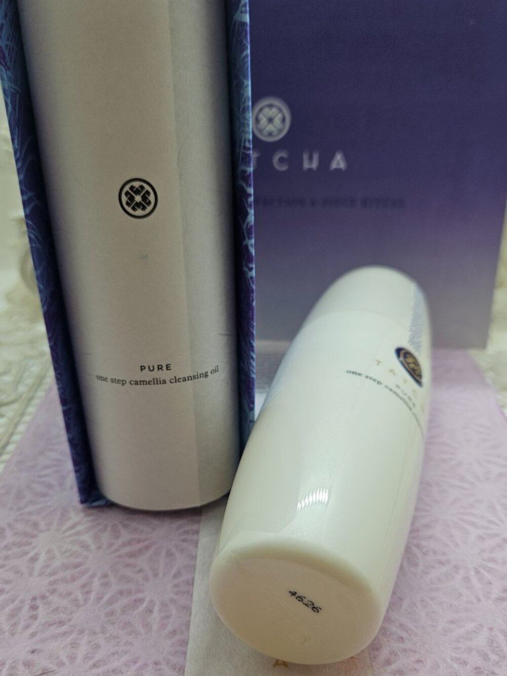 Tatcha Pure Camellia Cleansing Oil 5oz NIB - Picture 3 of 3